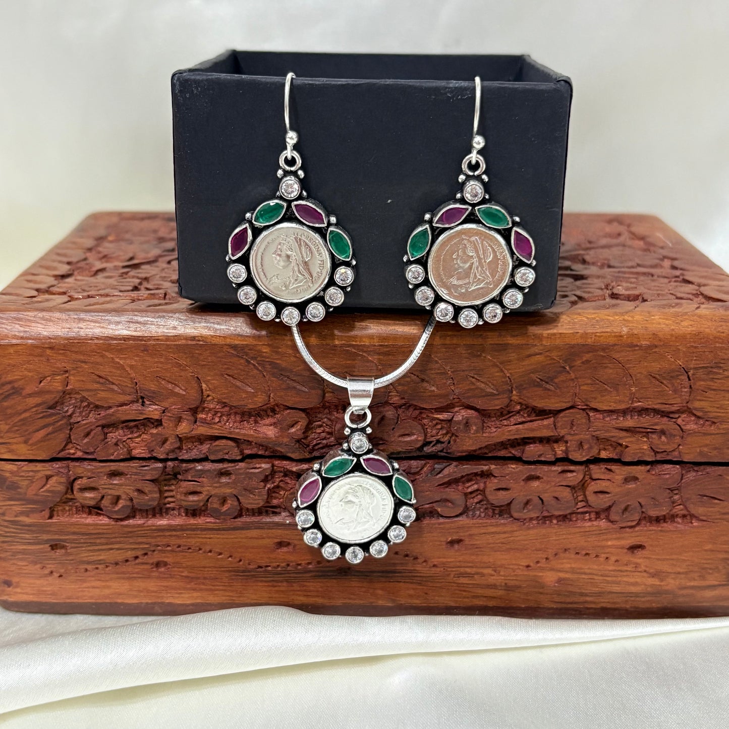 Silver Coin Nawabi Treasure Silver Necklace Set