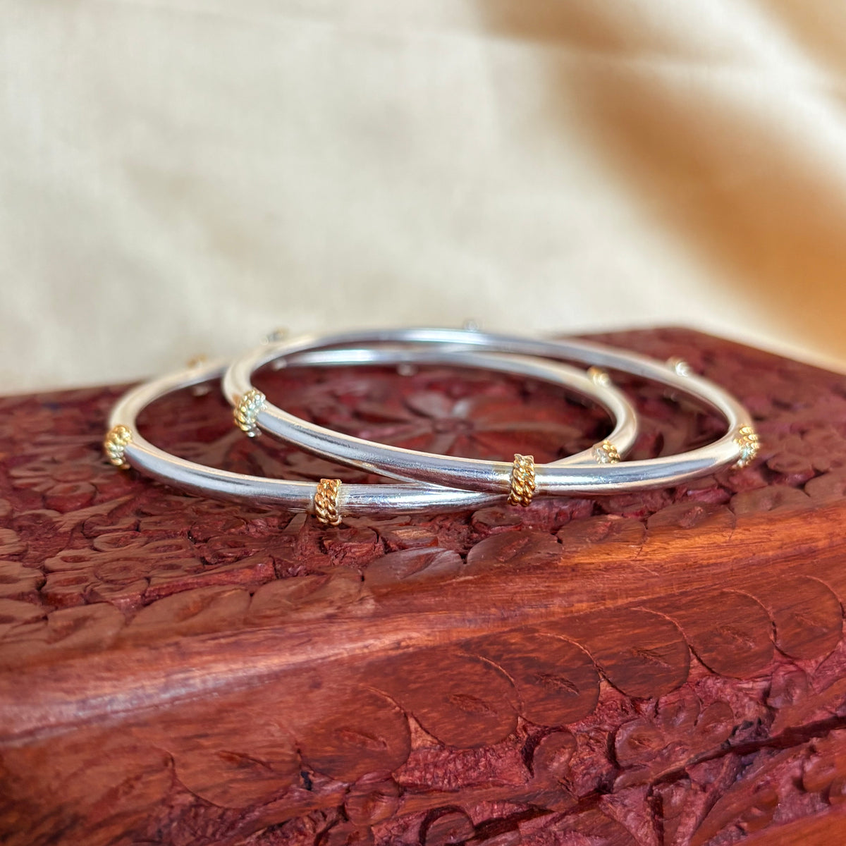 Sona-Rupa Scales Silver Kada