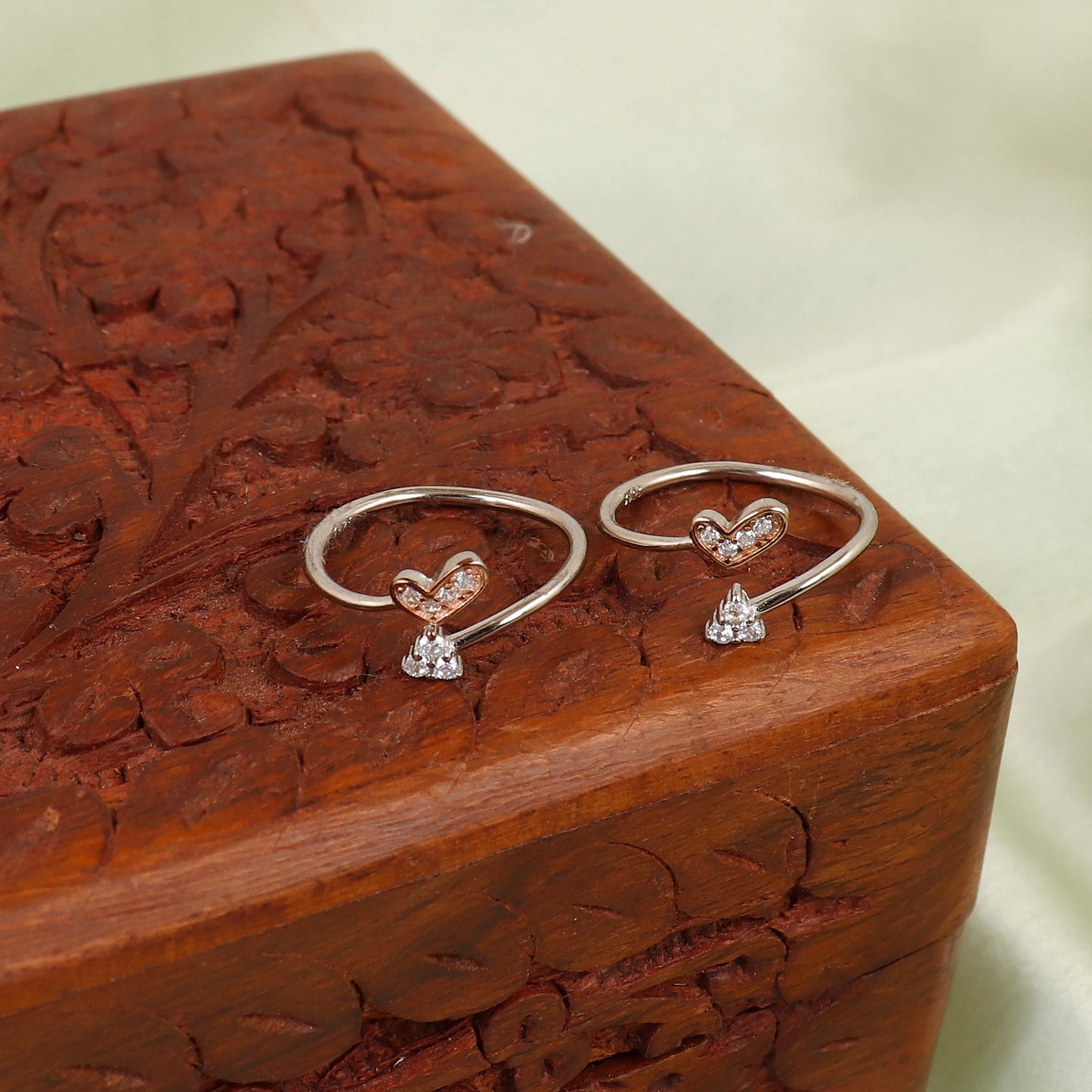 Mini Hearts Elegant Silver Toerings