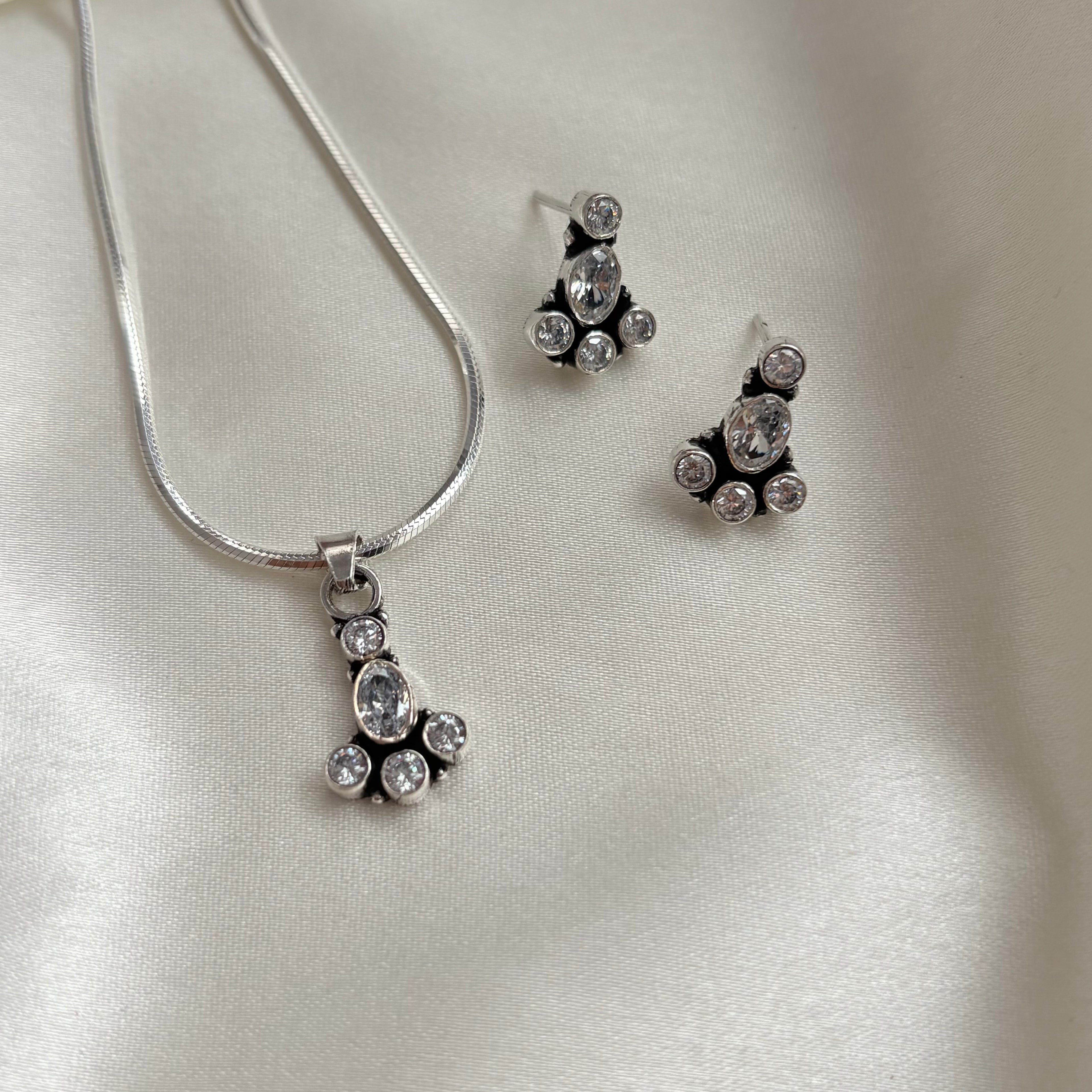 Pure Silver Starlight Shine Necklace