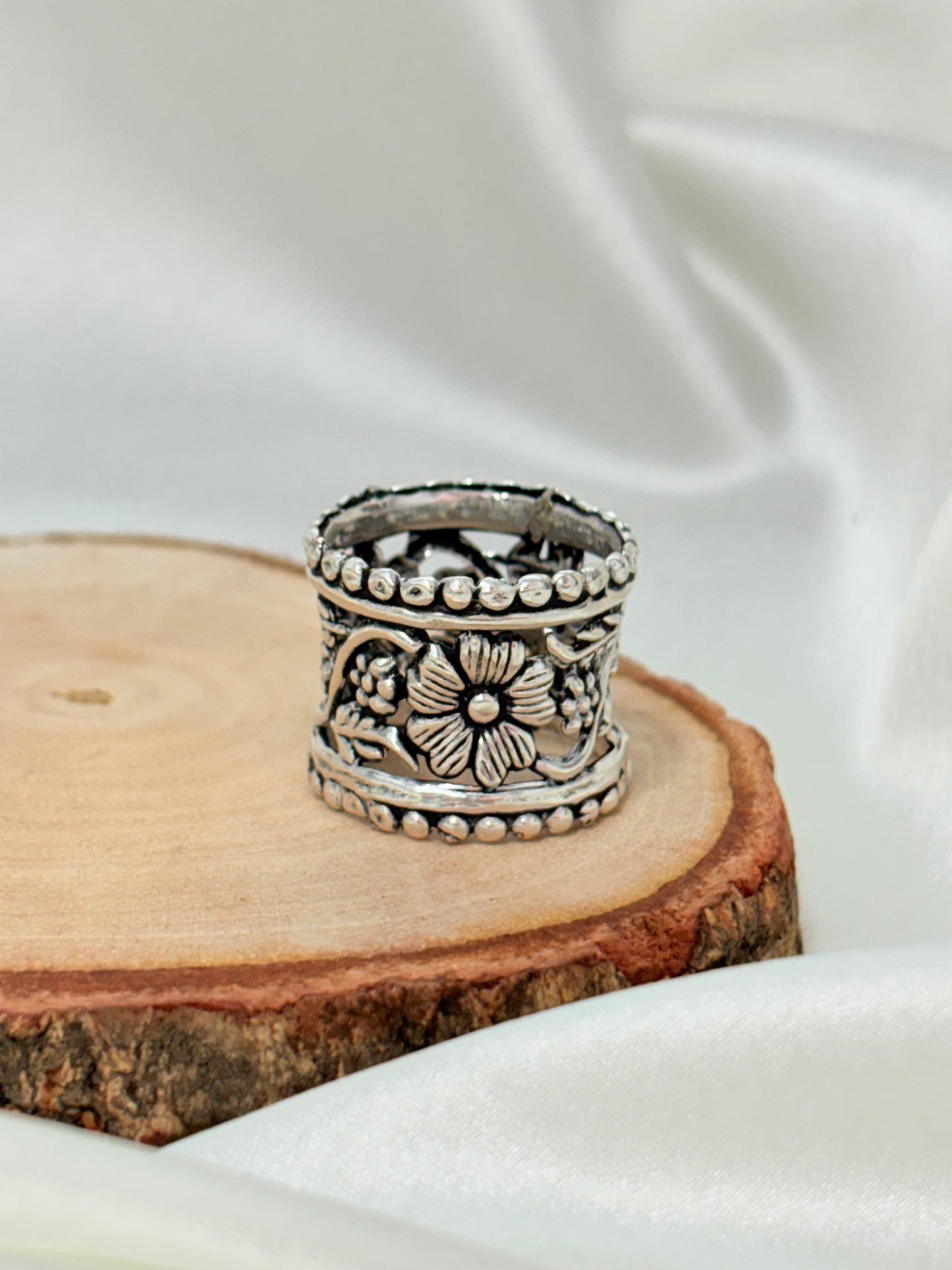 Oxidized Silver Floral Band Ring