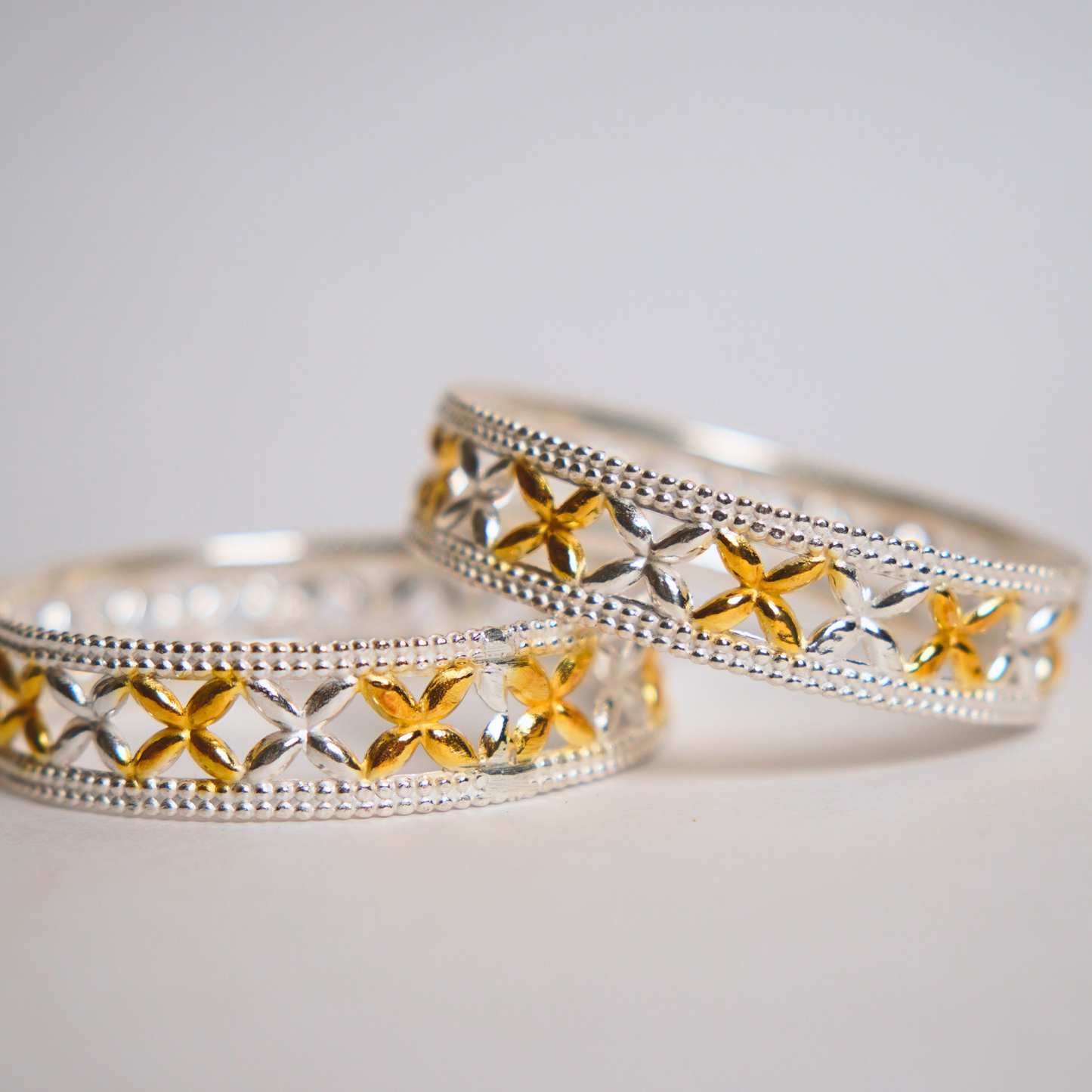 Saaj Leaf Cross Gold Plated Silver Bangle