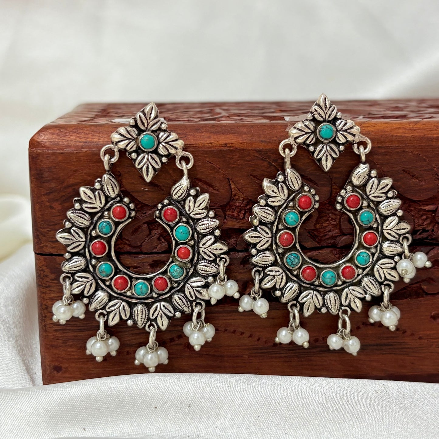 Tribal Leaf-Motif 925 Silver Chandbalis