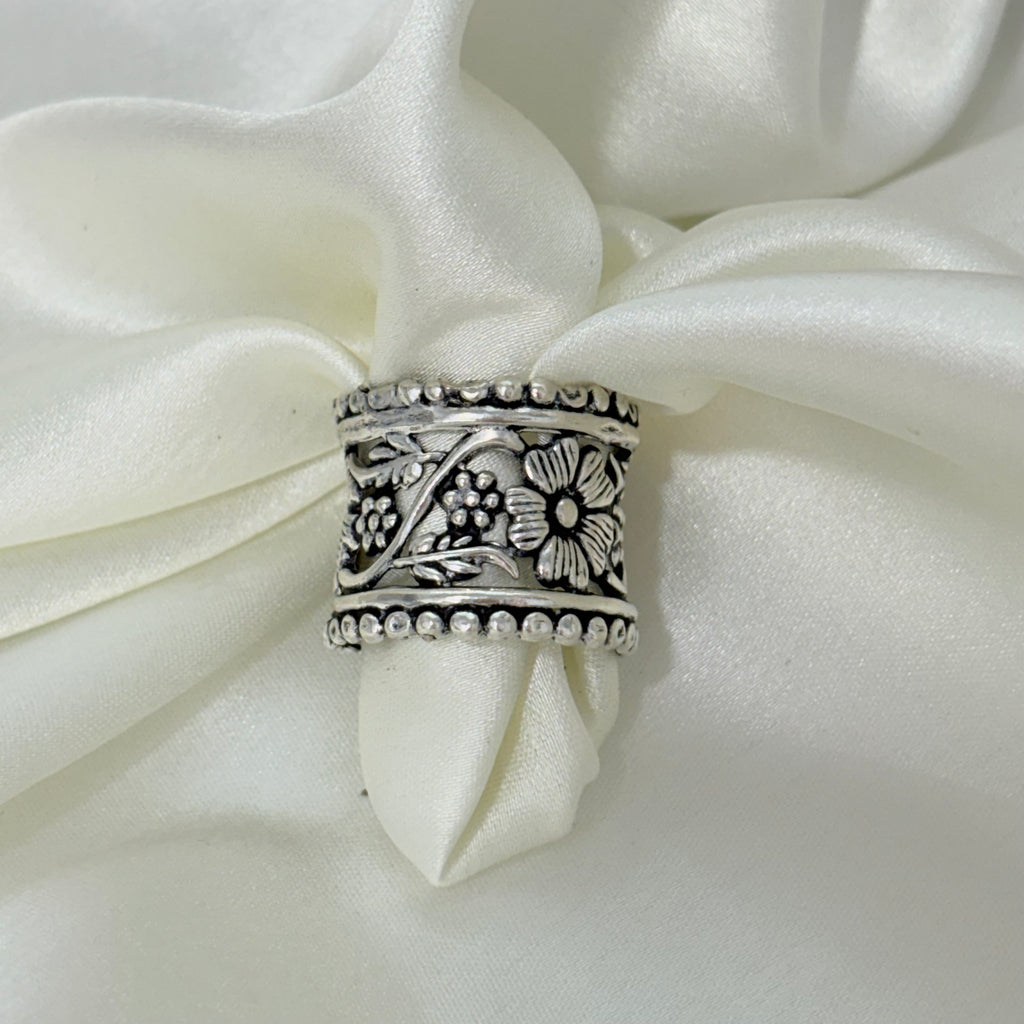 Oxidized Silver Floral Band Ring