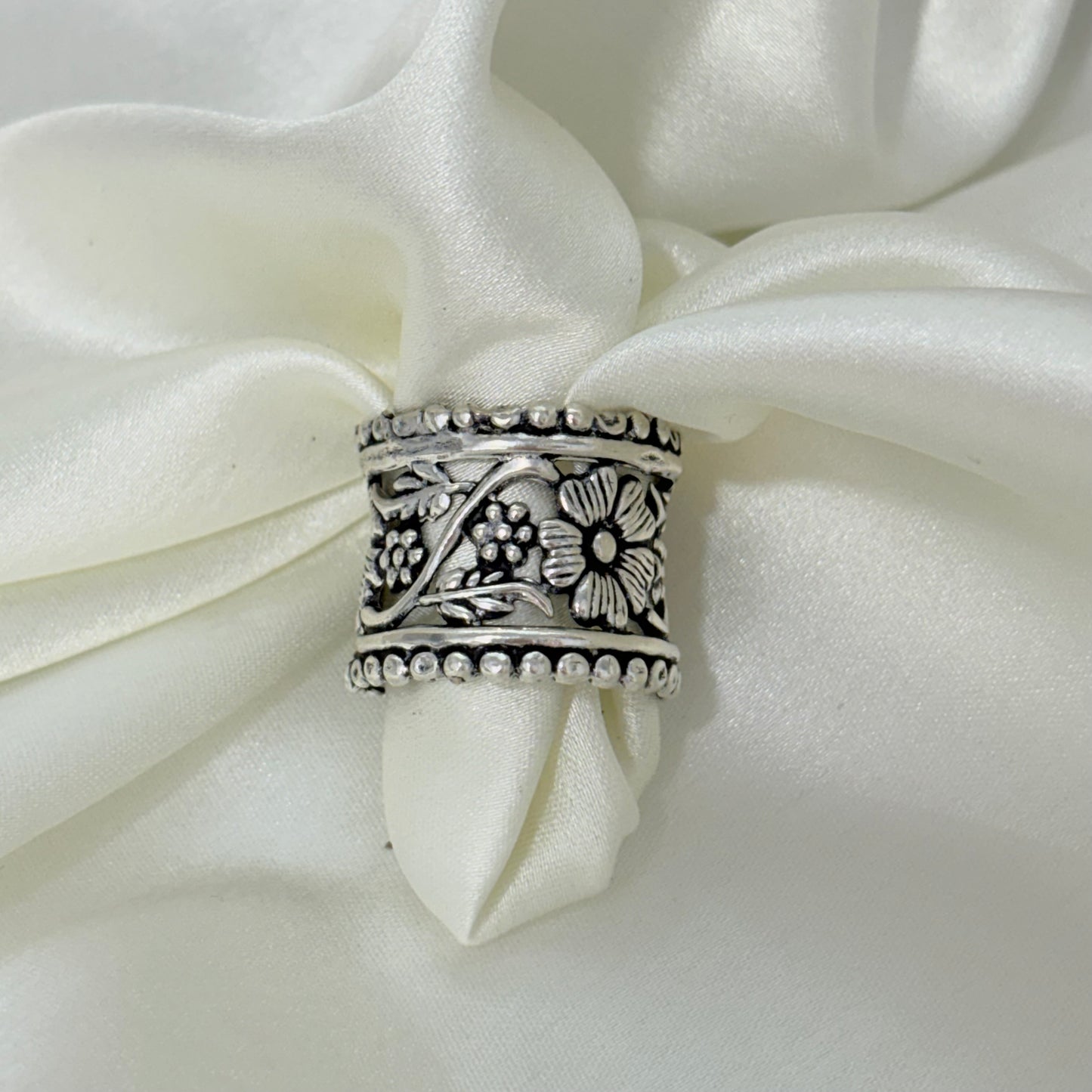 Oxidized Silver Floral Band Ring