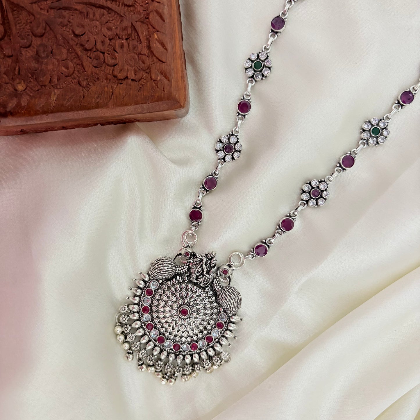 925 Silver Oxidized Madhav Leela Statement
