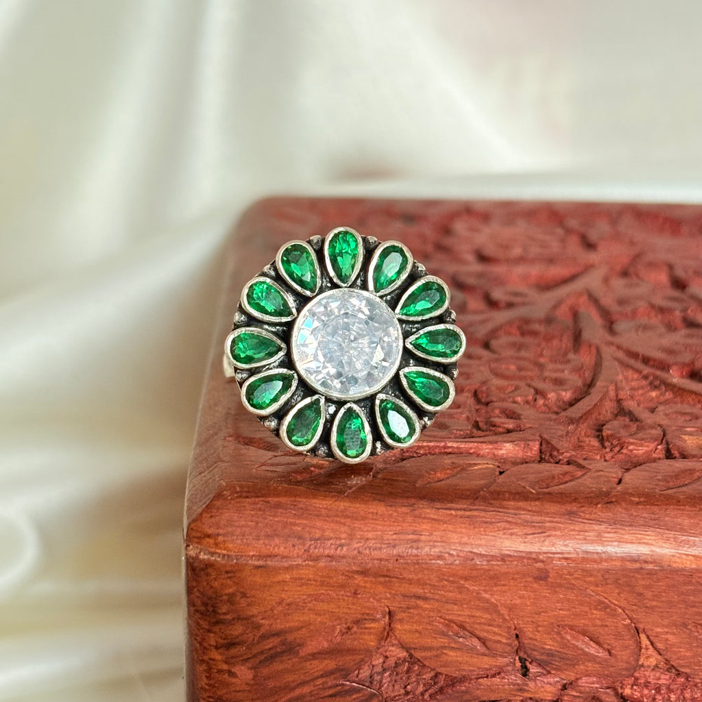 Emerald Look Floral Silver Ring