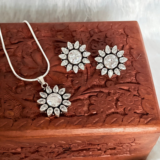 Luxury Crystal Floral Silver Jewelry Set