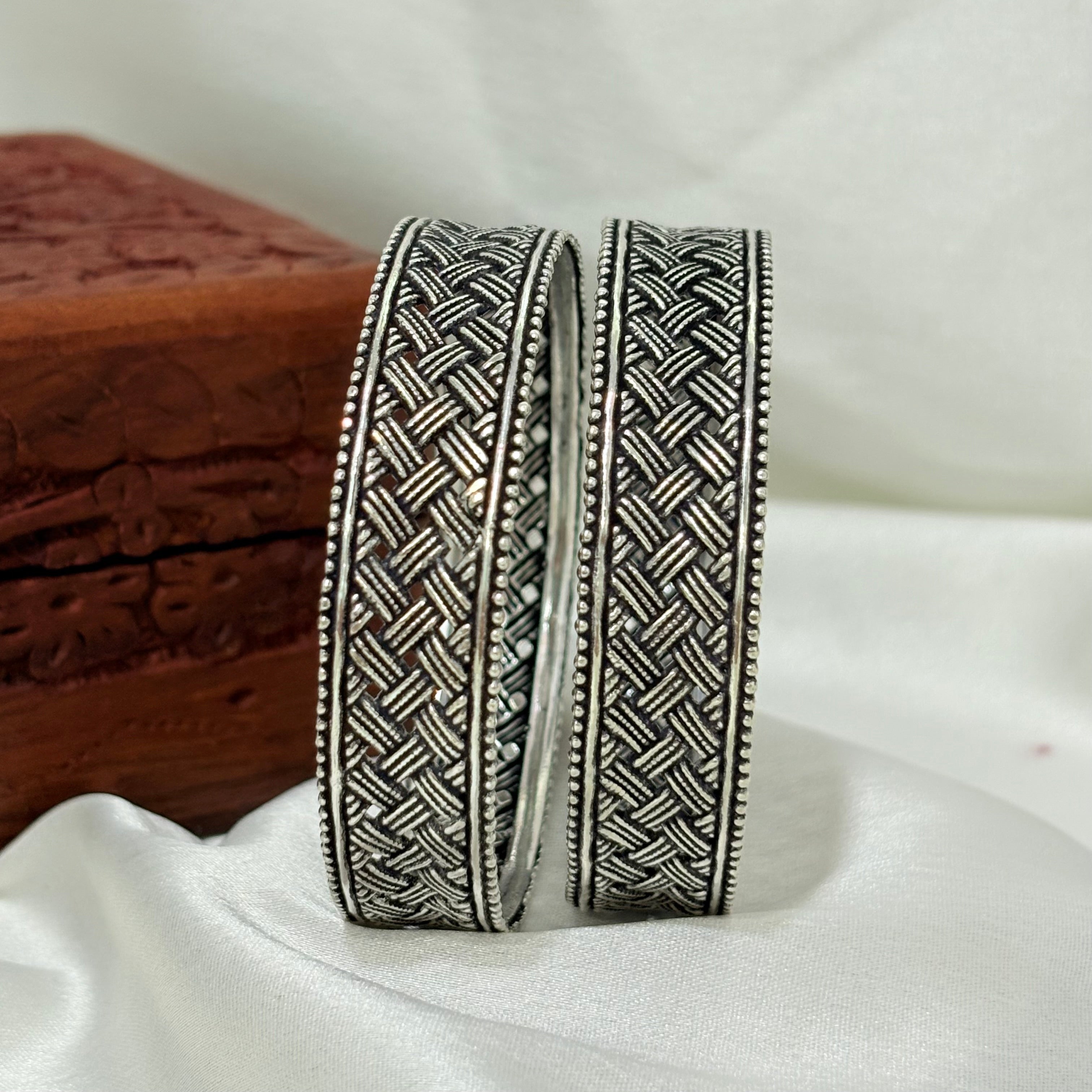 Zehra Heritage Silver Bangle