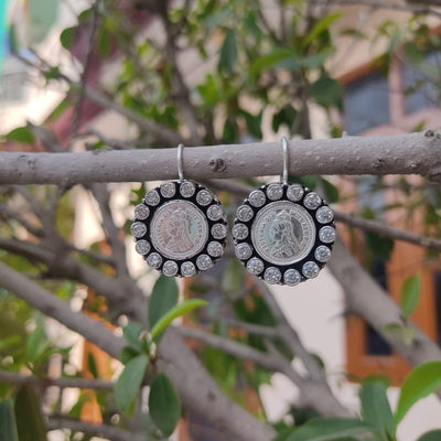 92.5 Silver Coin Queen Earring