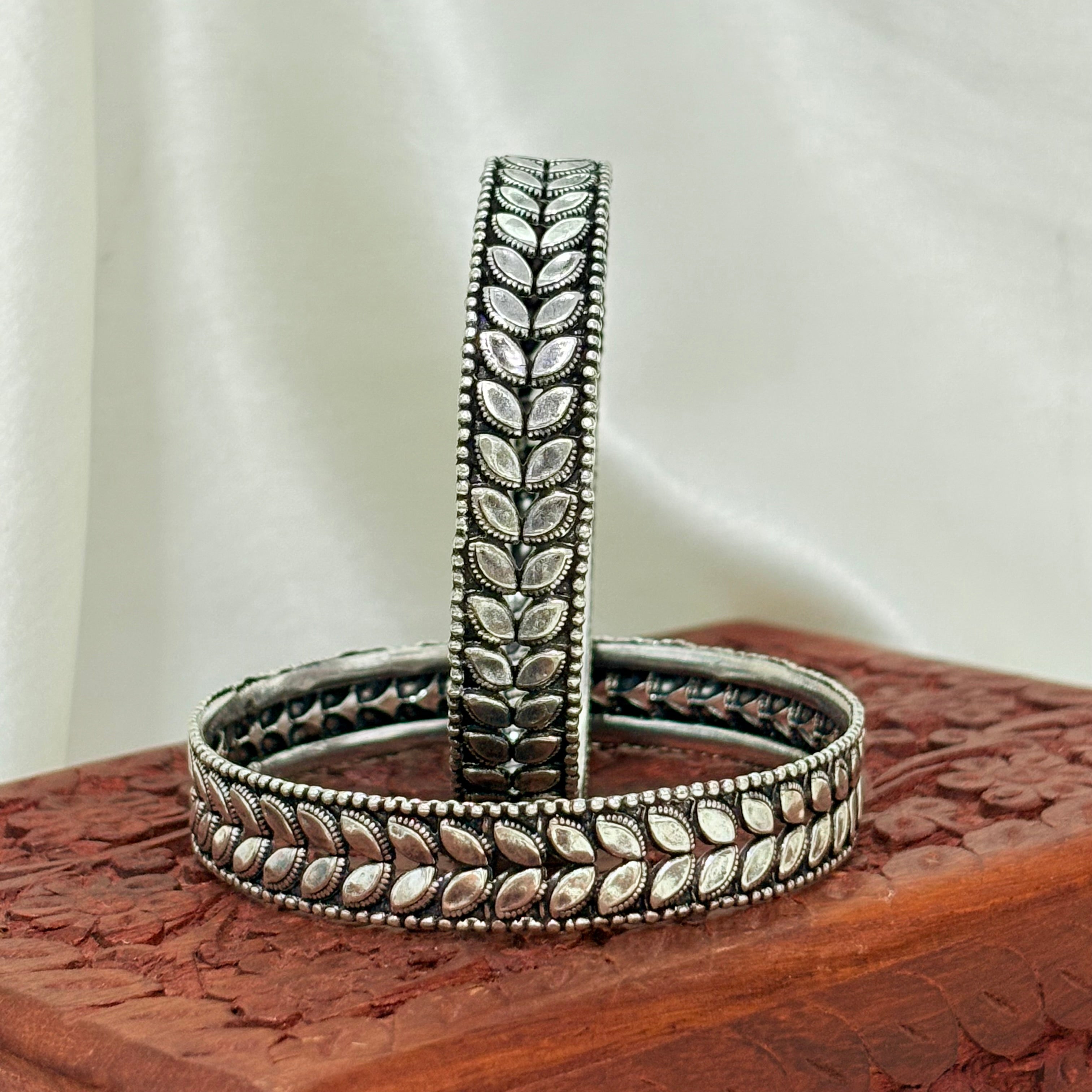 Tribal Leaf Oxidized Silver Bangle