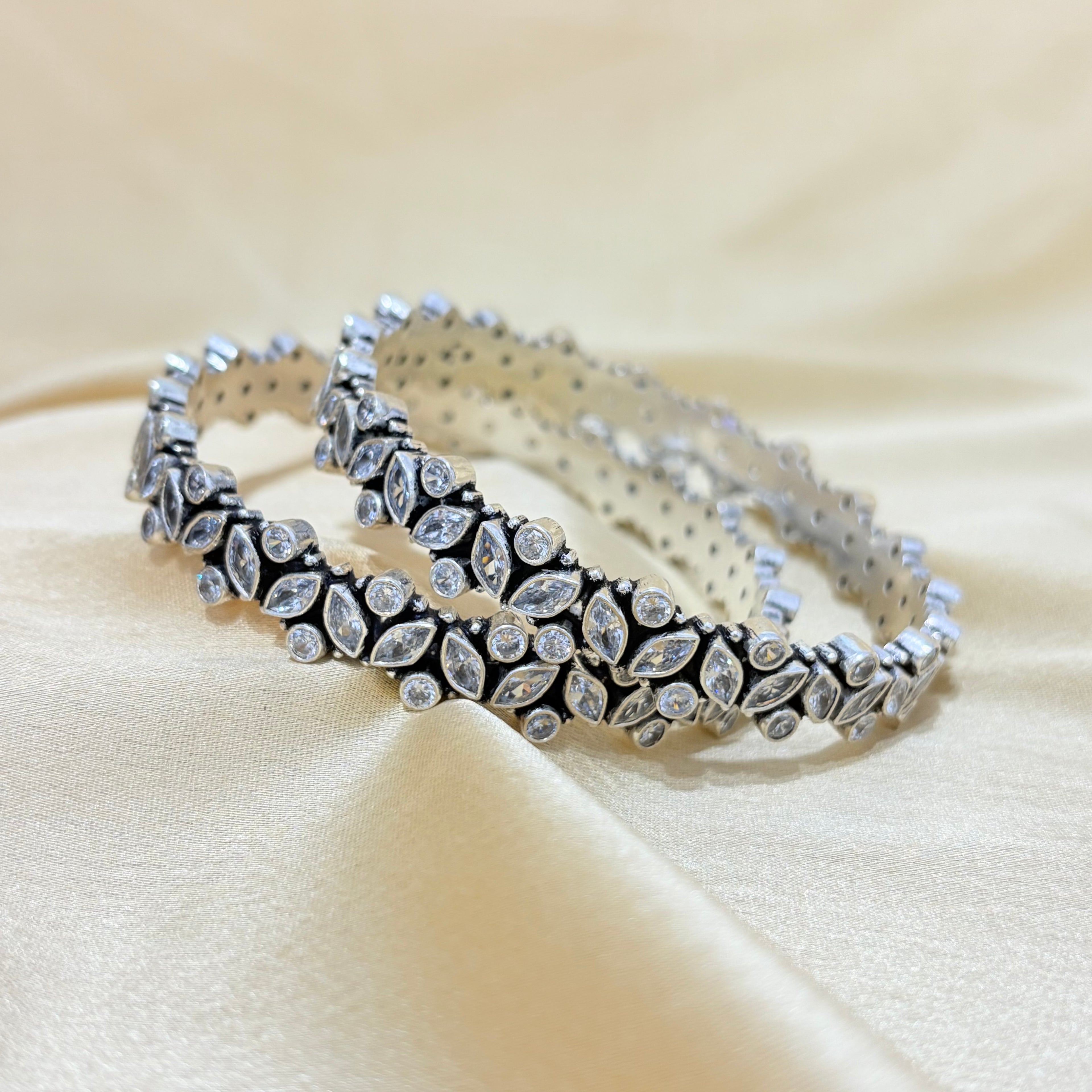 Shimmering Marquise Silver Bangle For Everyday