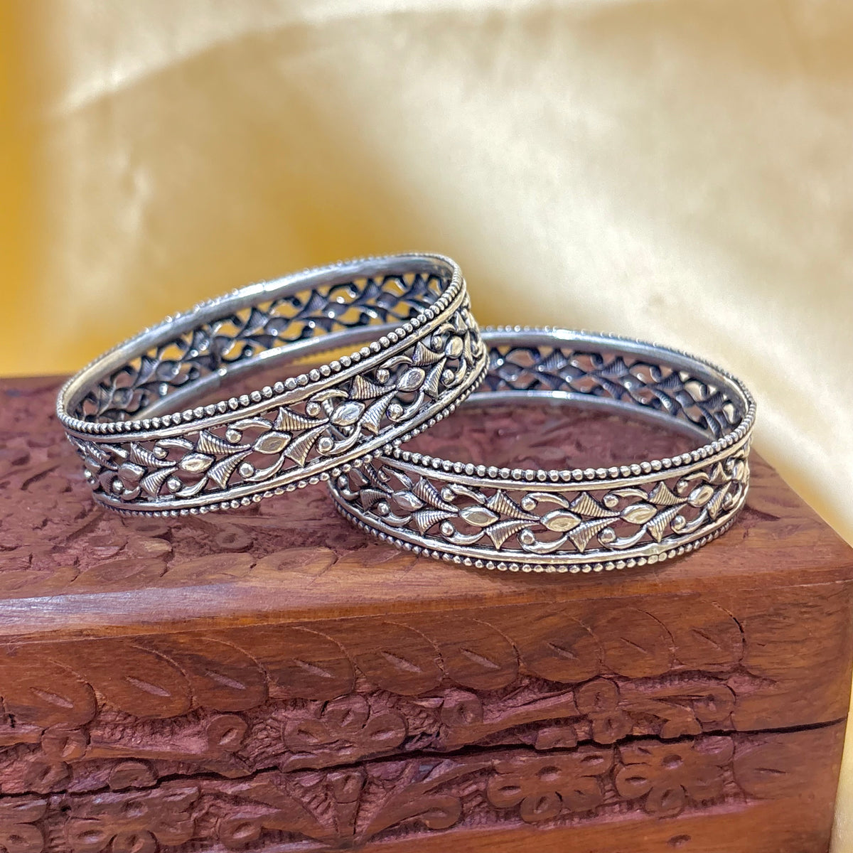 925 Silver Petals Oxidized Silver Bangle