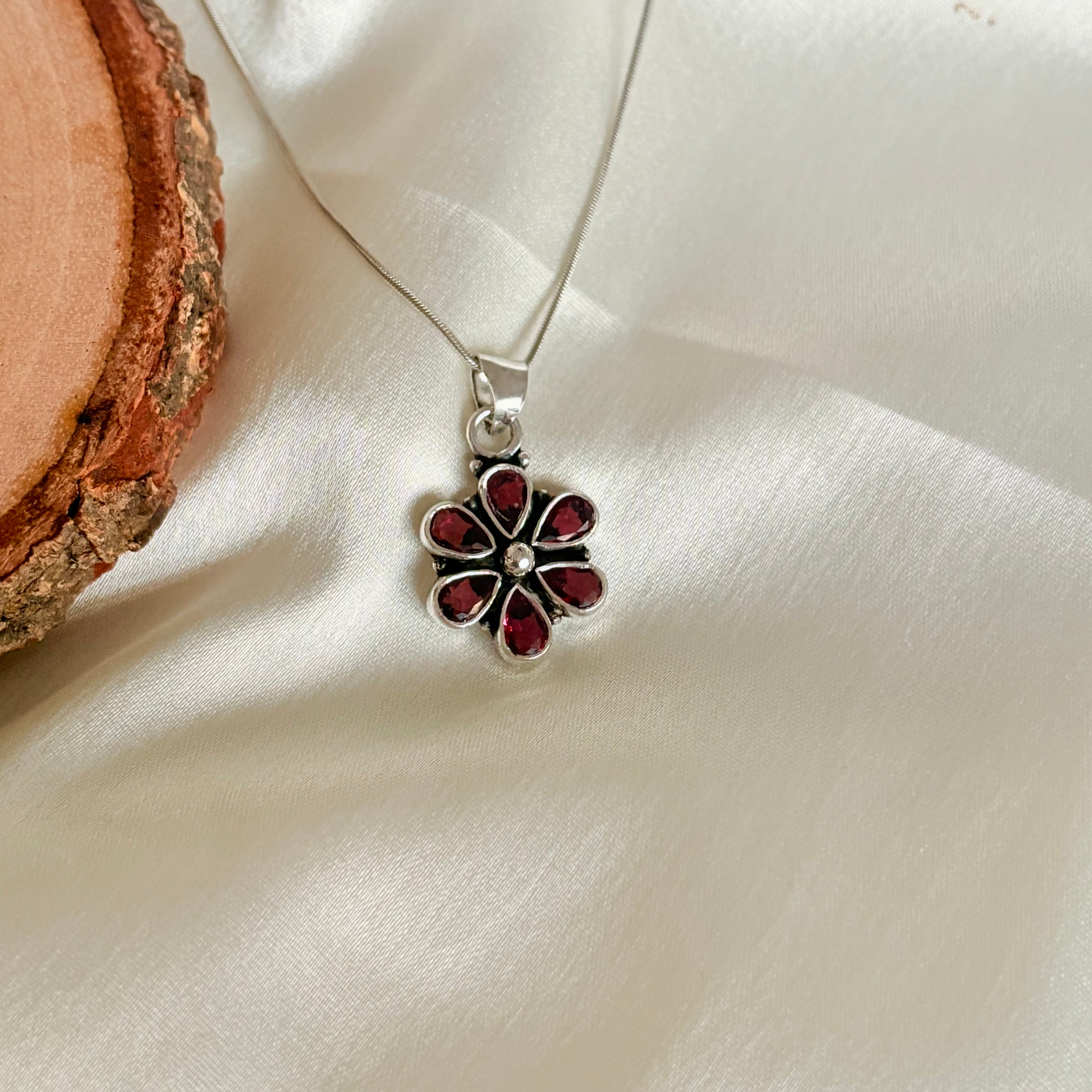 Blossom Shine Silver Pendant