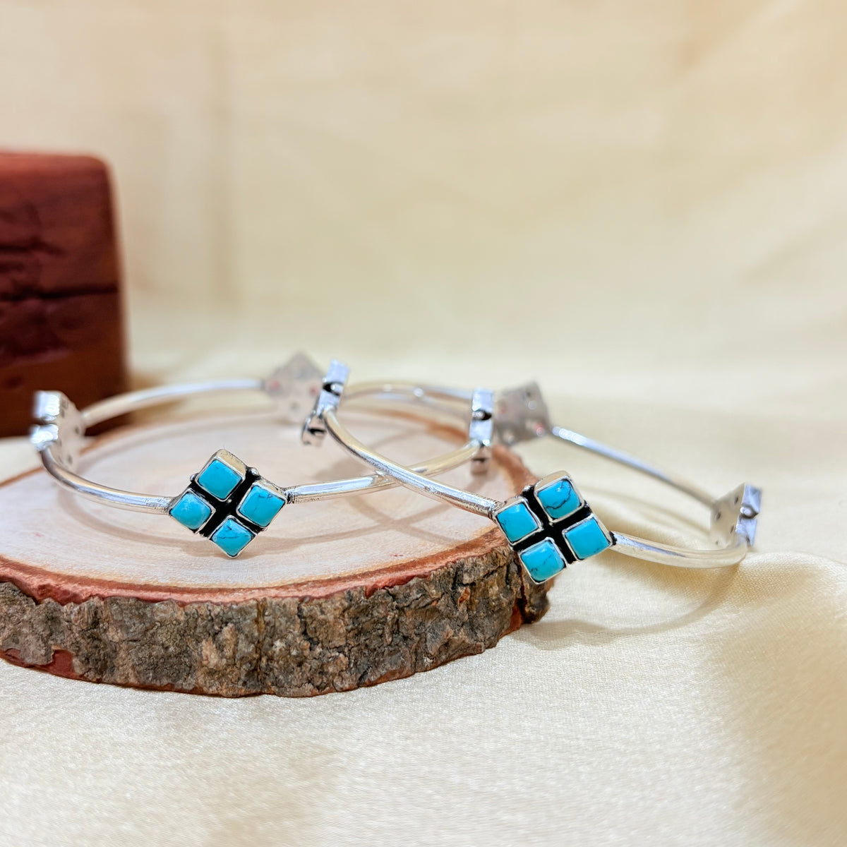 Handcrafted Turquoise Choki Silver Bangle for Women