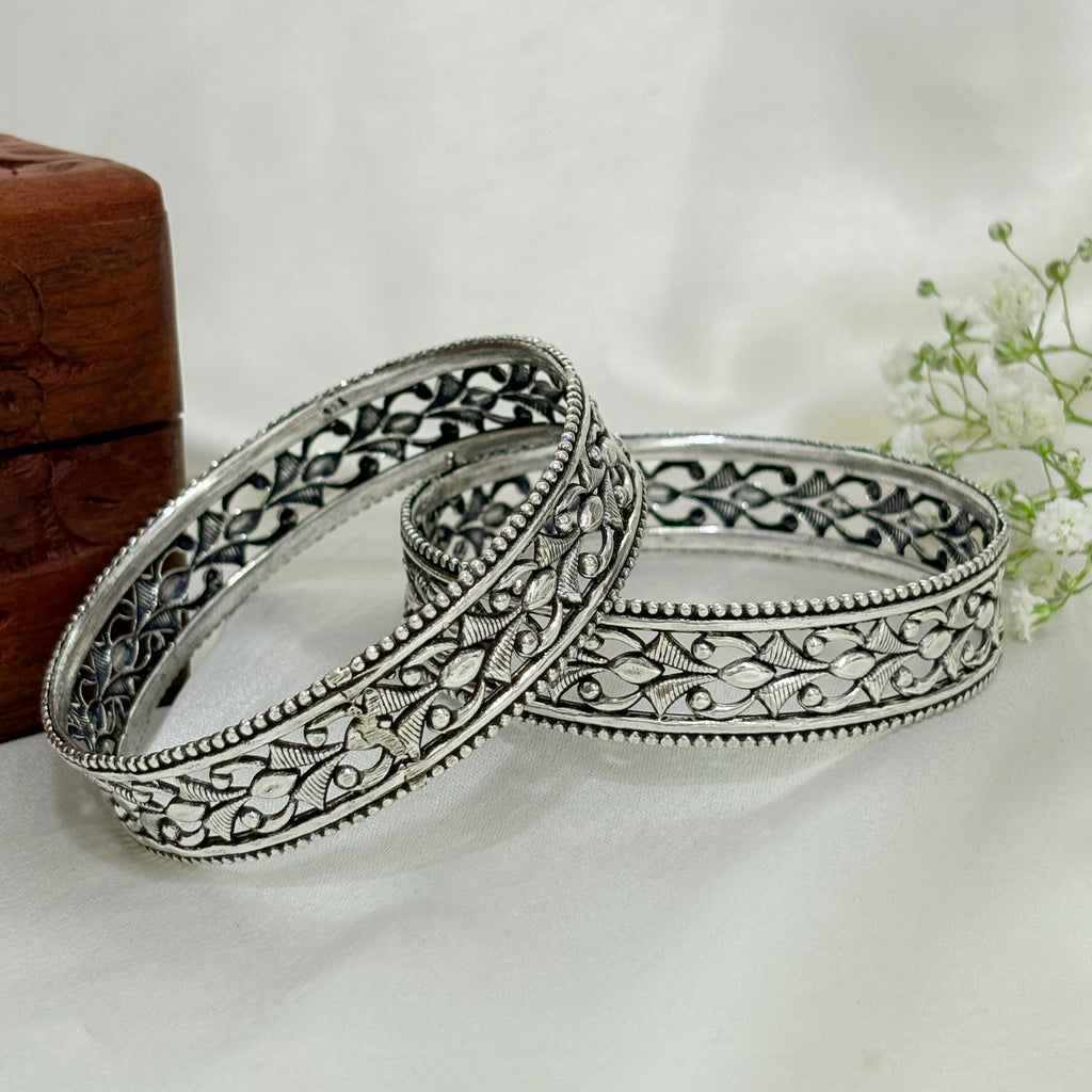 925 Silver Petals Oxidized Silver Bangle