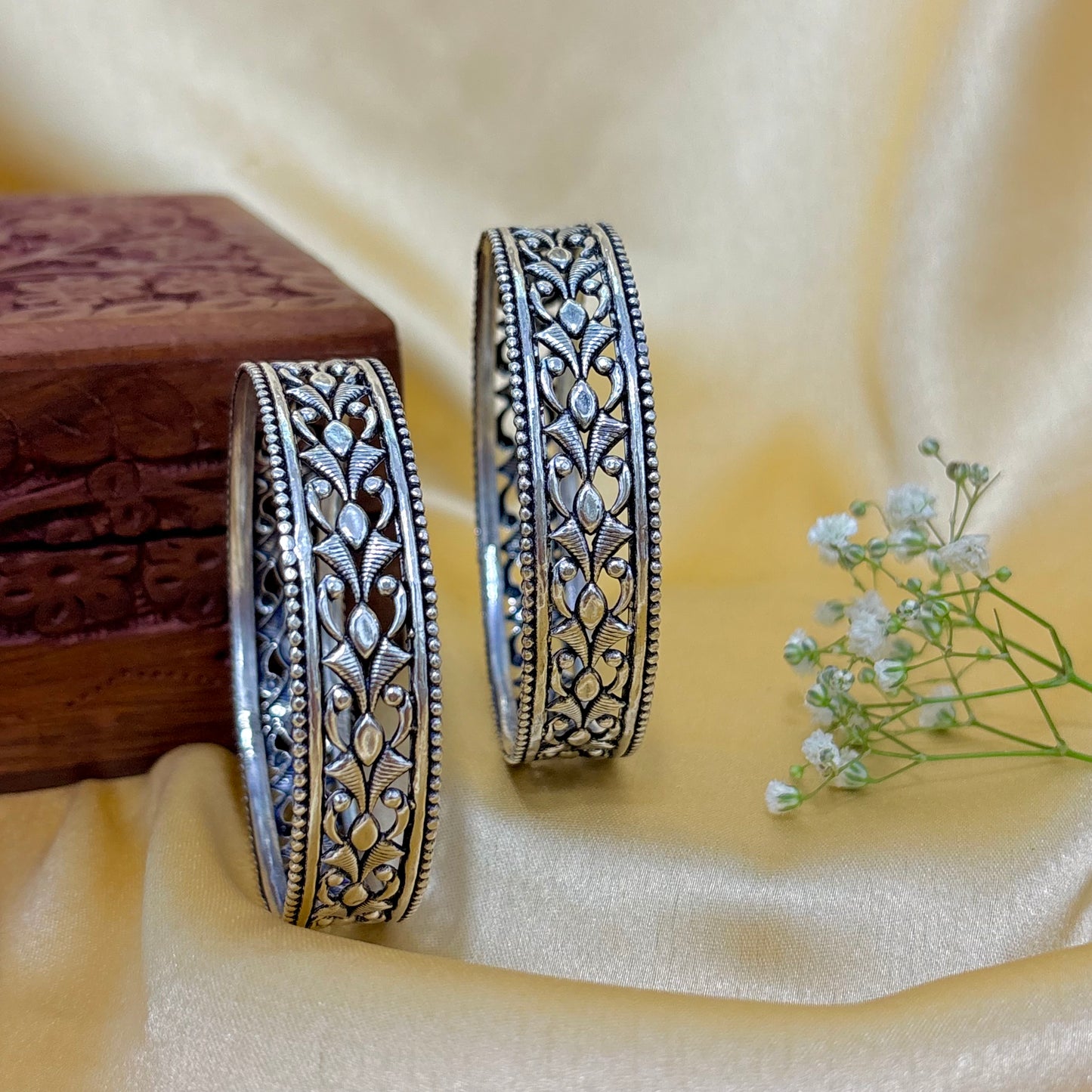 925 Silver Petals Oxidized Silver Bangle