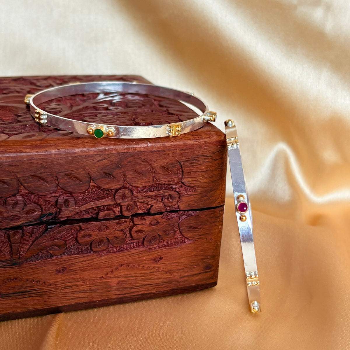 925 Sterling Silver Dual-Tone Sleek Bangle