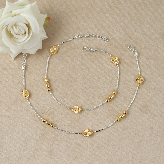 Golden Ripple Charm Silver Anklet