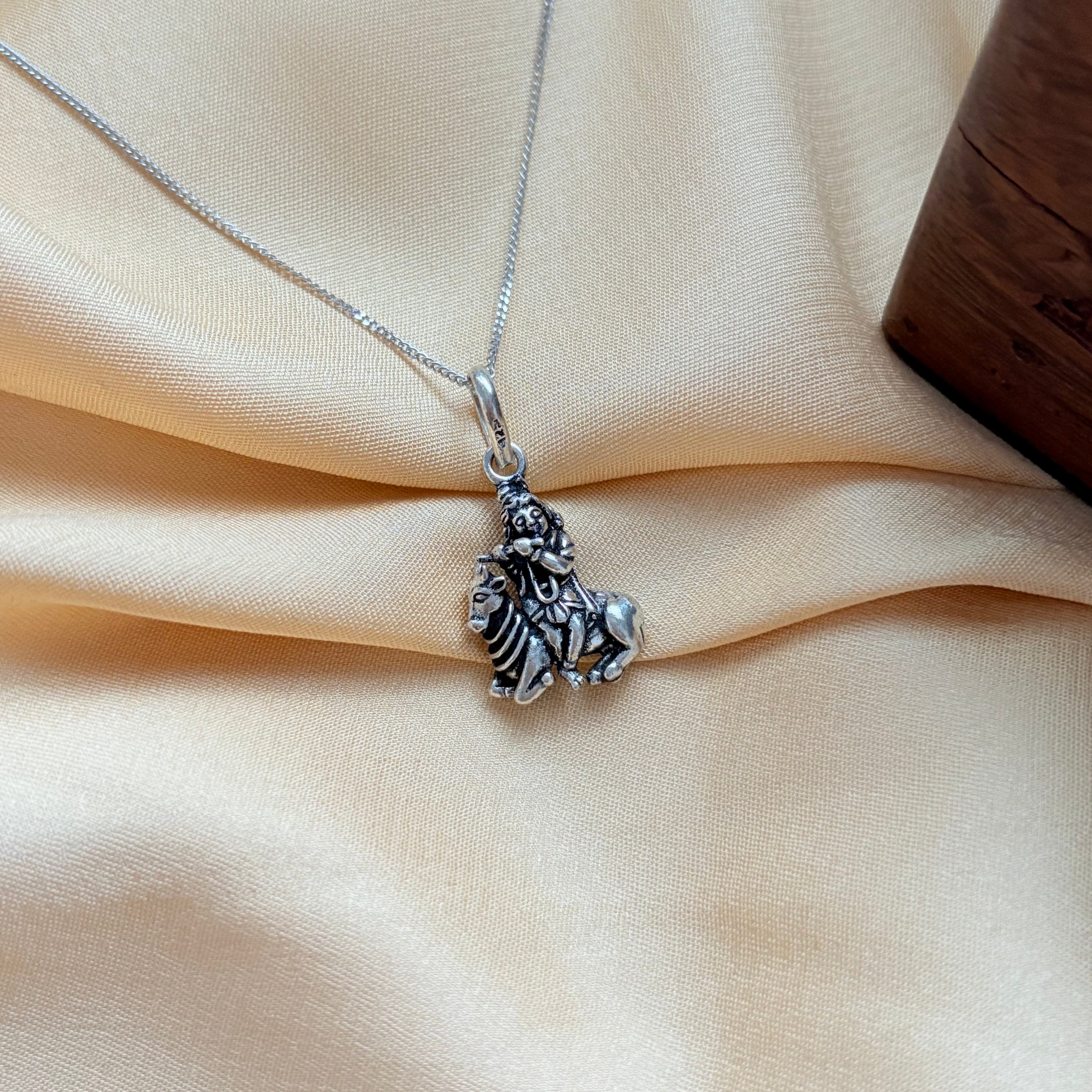 Murlidhar Divine Silver Pendant