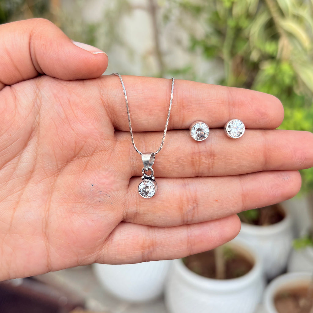 Round Cubic Zirconia Silver Pendant Set