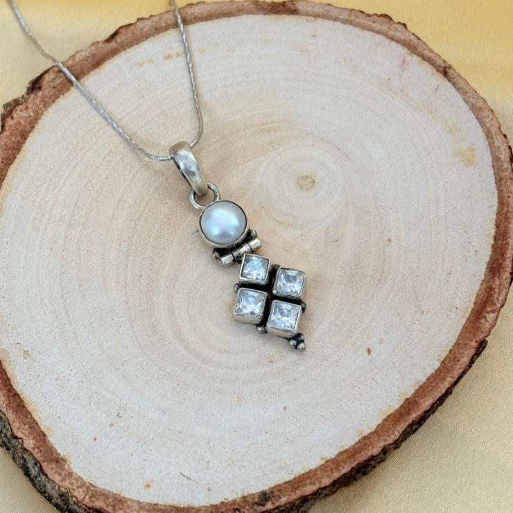 Sparkling Cubic Zirconia Round Pearl Silver Pendant