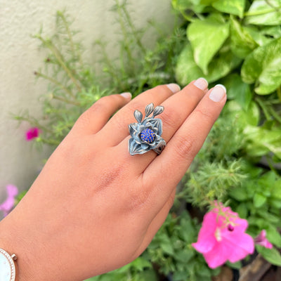 Antique Tribal Design Silver Ring