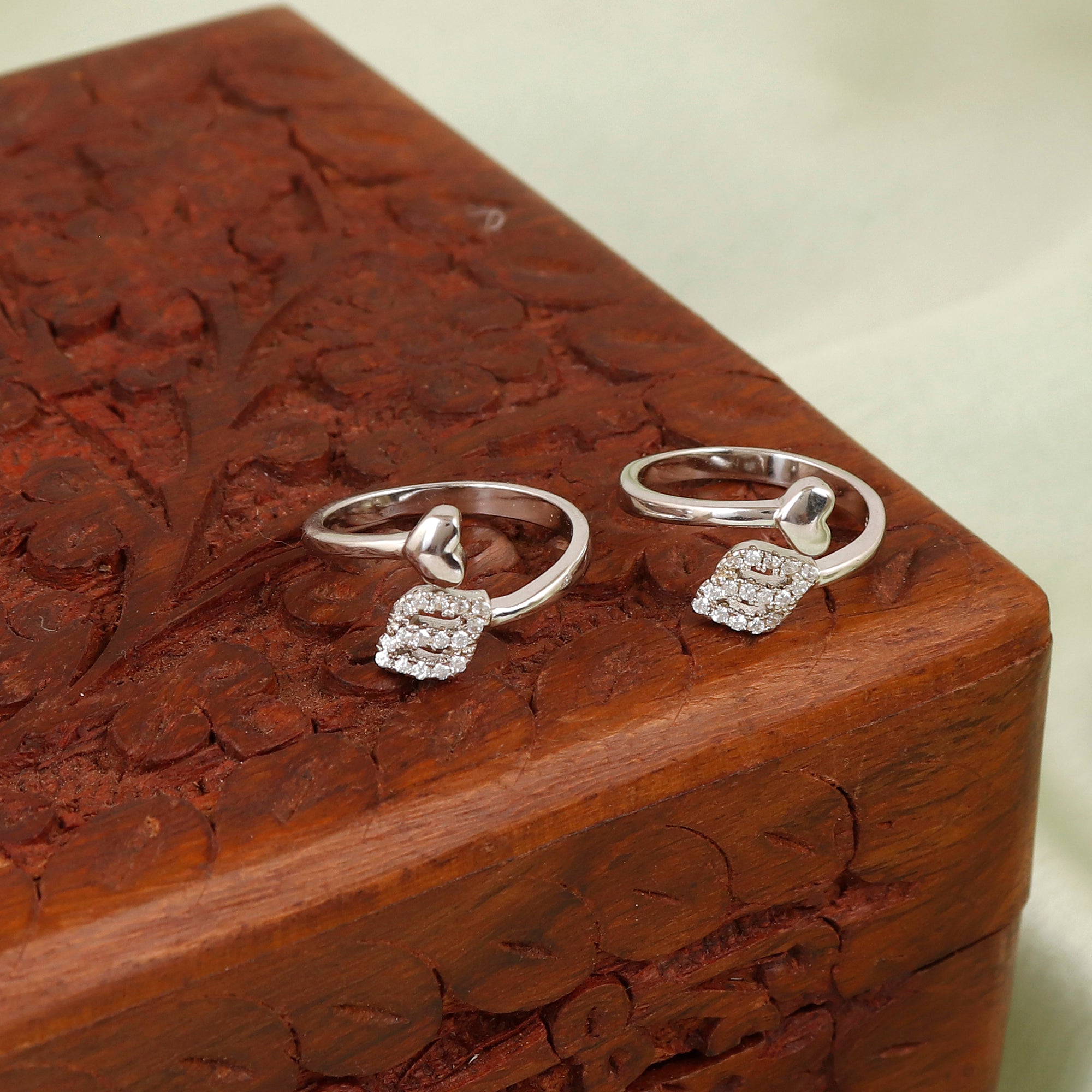 Mystic Aura Silver Toerings