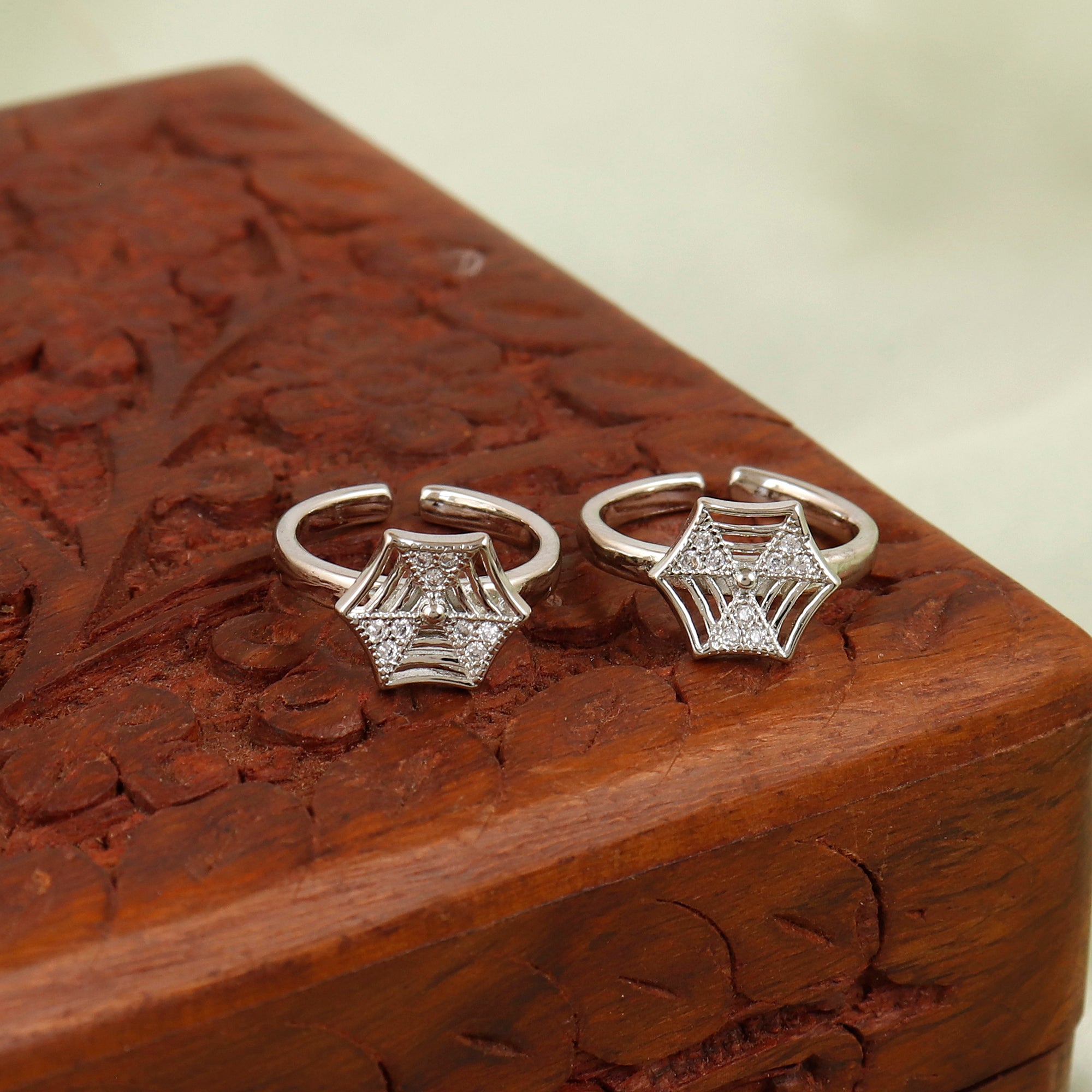 Spider Sleek Silver Toerings