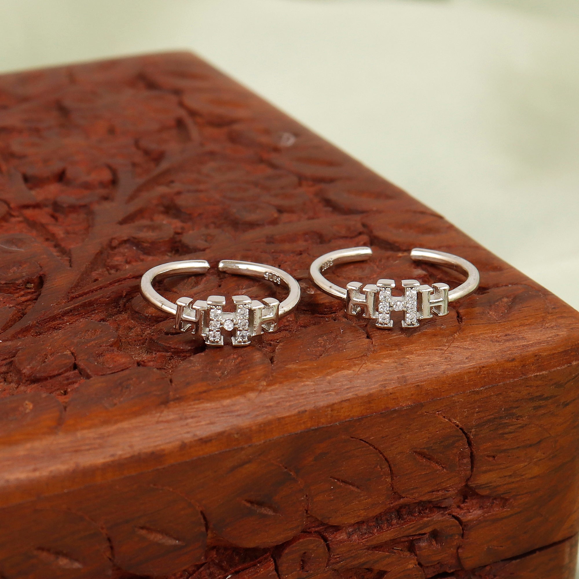 Eternal H Glow Silver Toerings