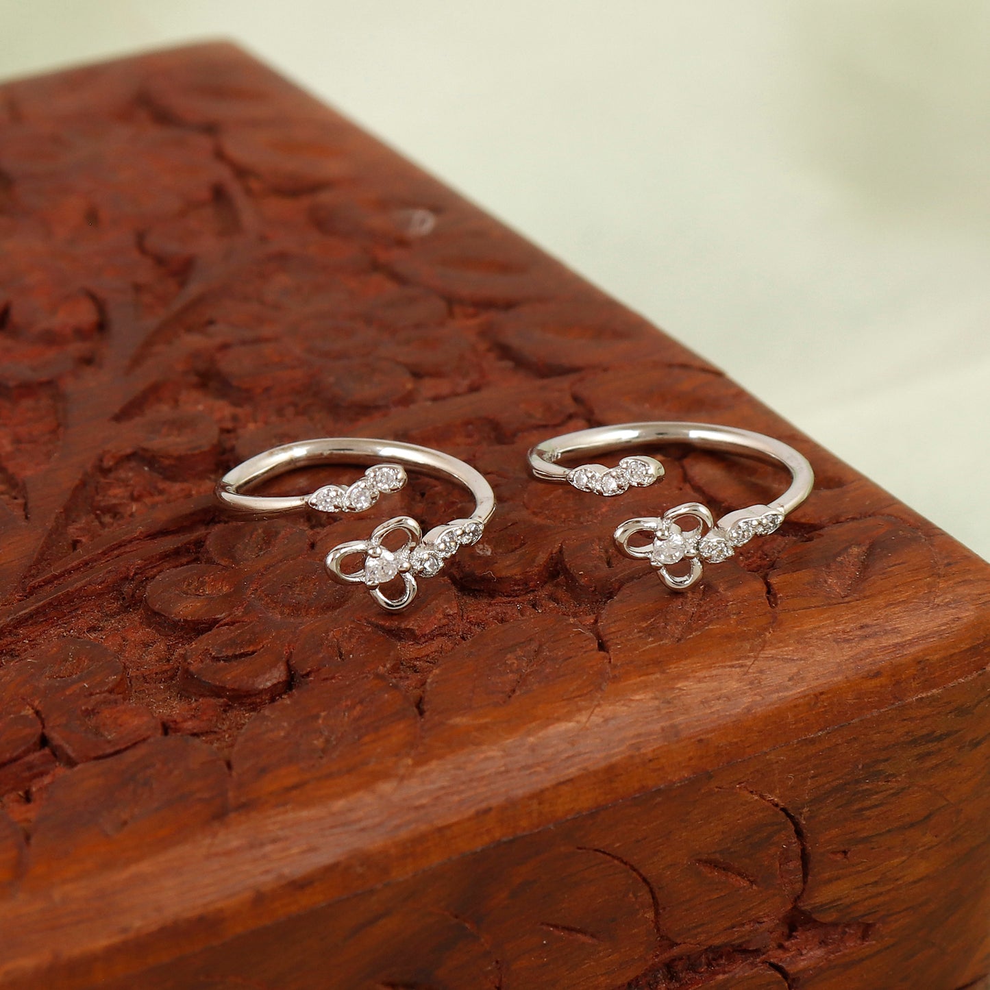Dewdrop Aura Silver Toering