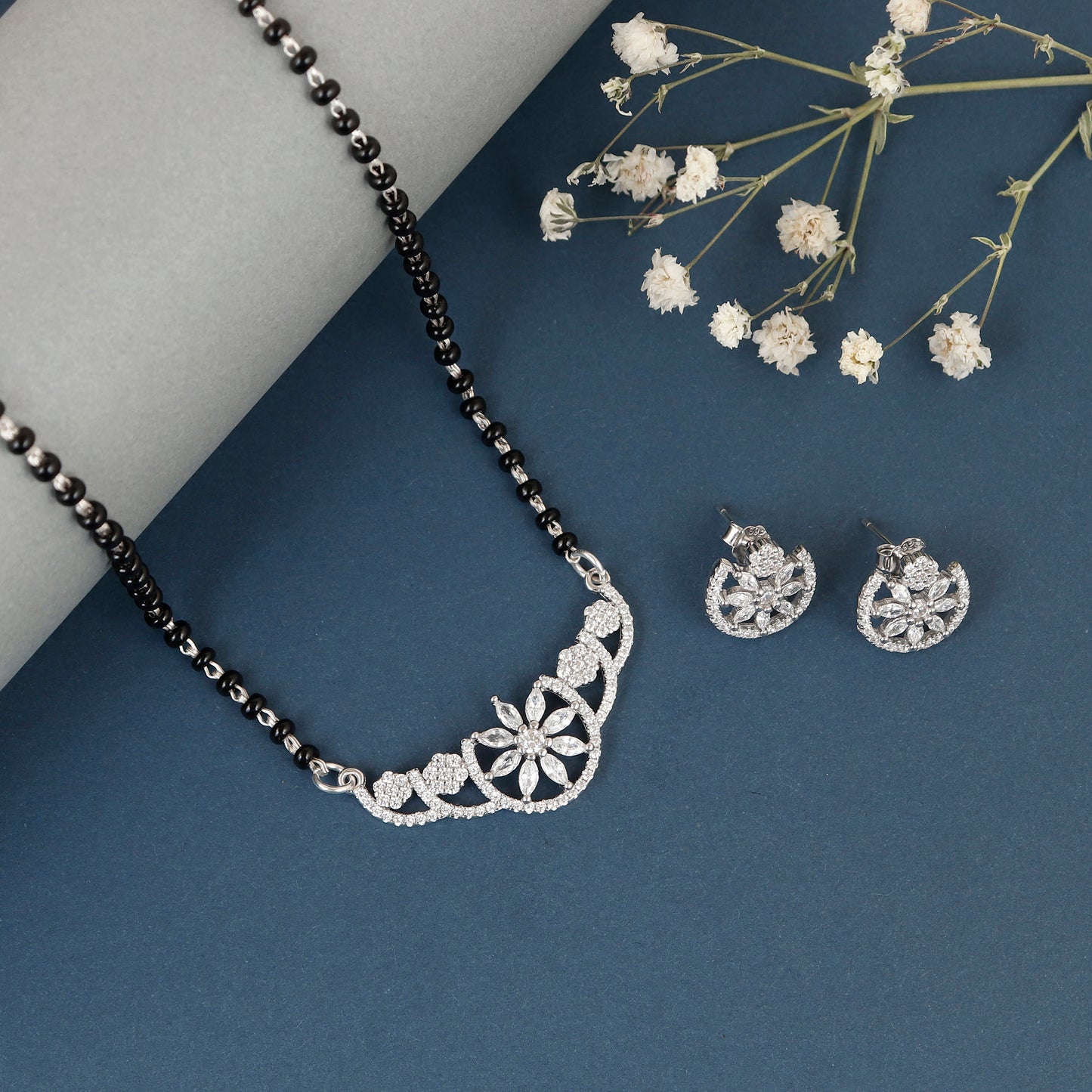 925 Sterling Silver Stellar Bloom Mangalsutra Set