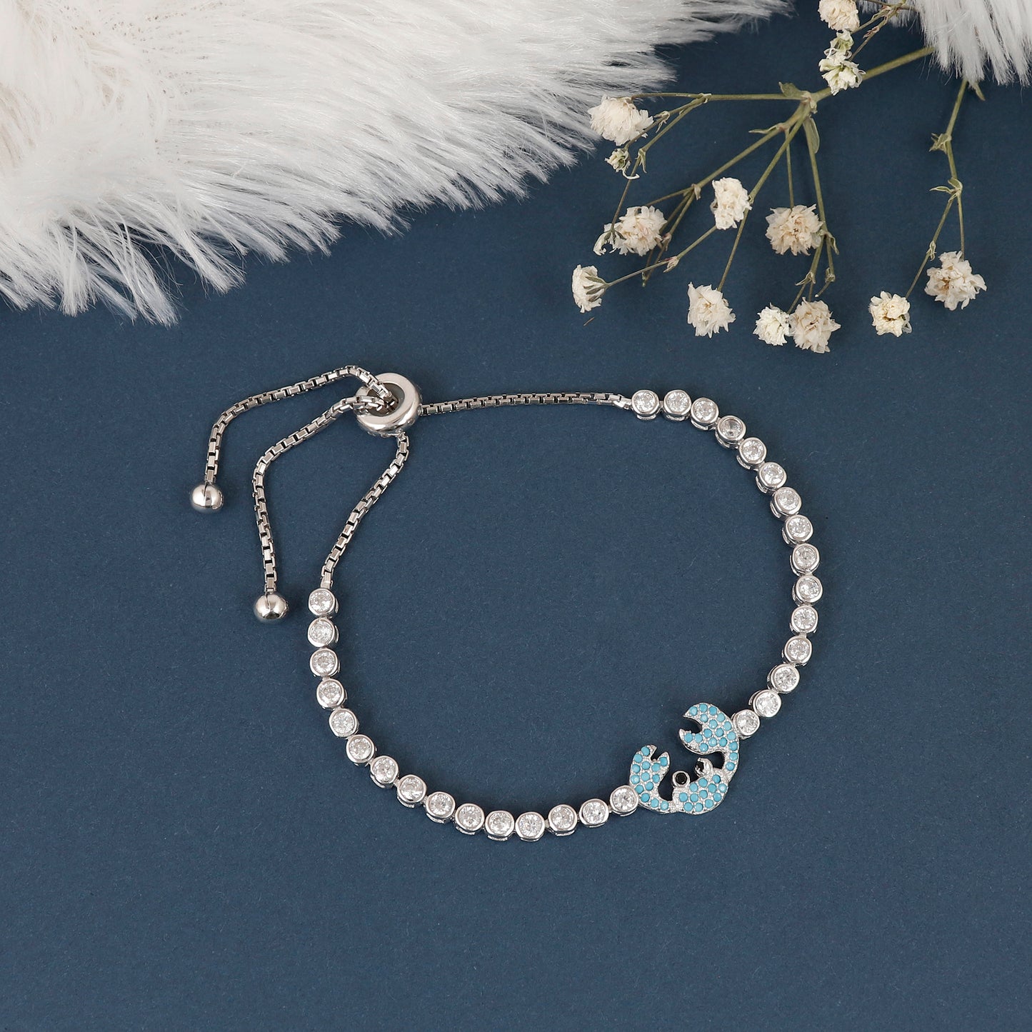 Crab Motif Slider Adjustable Silver Bracelet