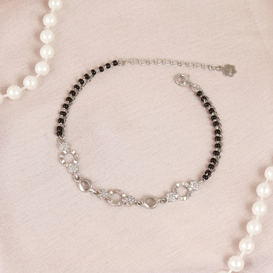 Adjustable Silver Round Link Hand Mangalsutra