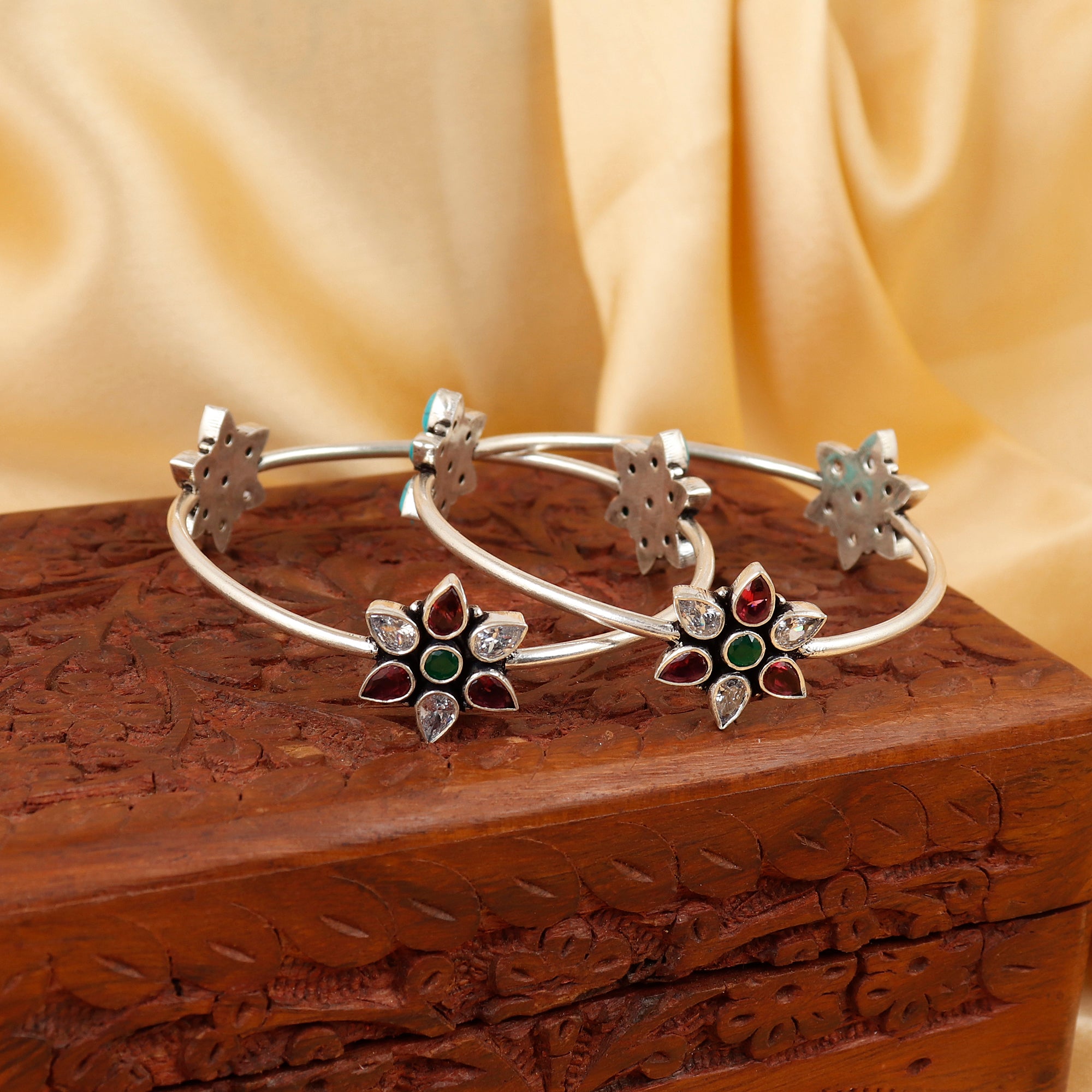 925 Silver Multicolor Floral Everyday Bangle