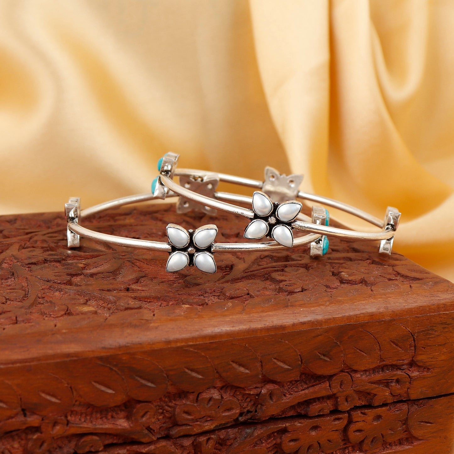 Pearl Blossom Pure Silver Everyday Bangle