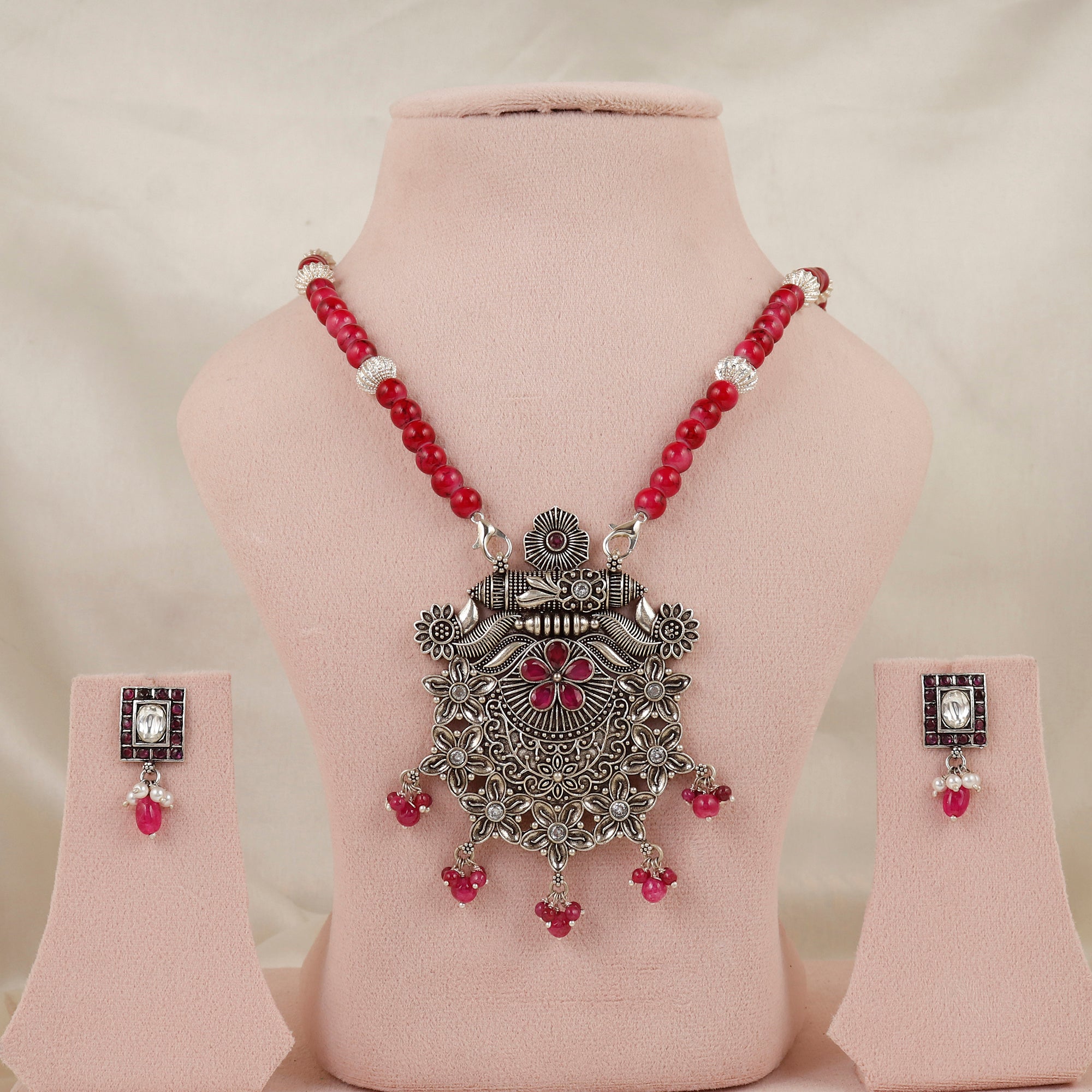 Rani Padmavati Jharokha Silver Necklace For Festivals