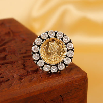 92.5 Gold Polished Silver Coin Queen Heritage Ring