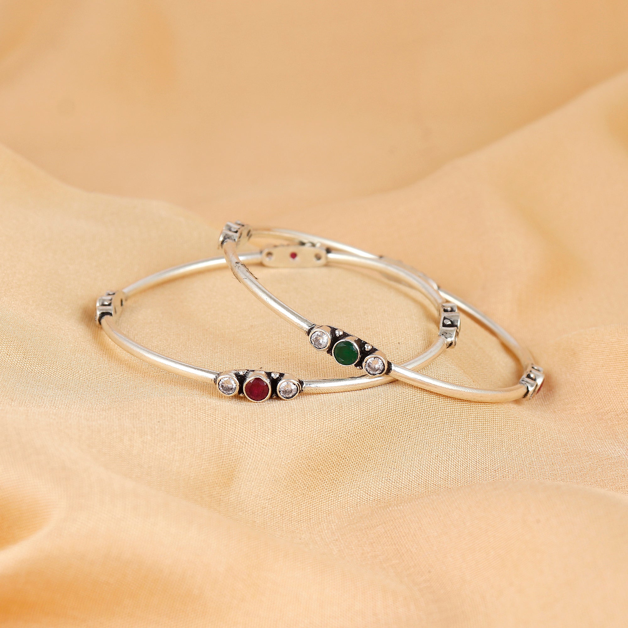 Round Shape Gemstone Silver Bangle
