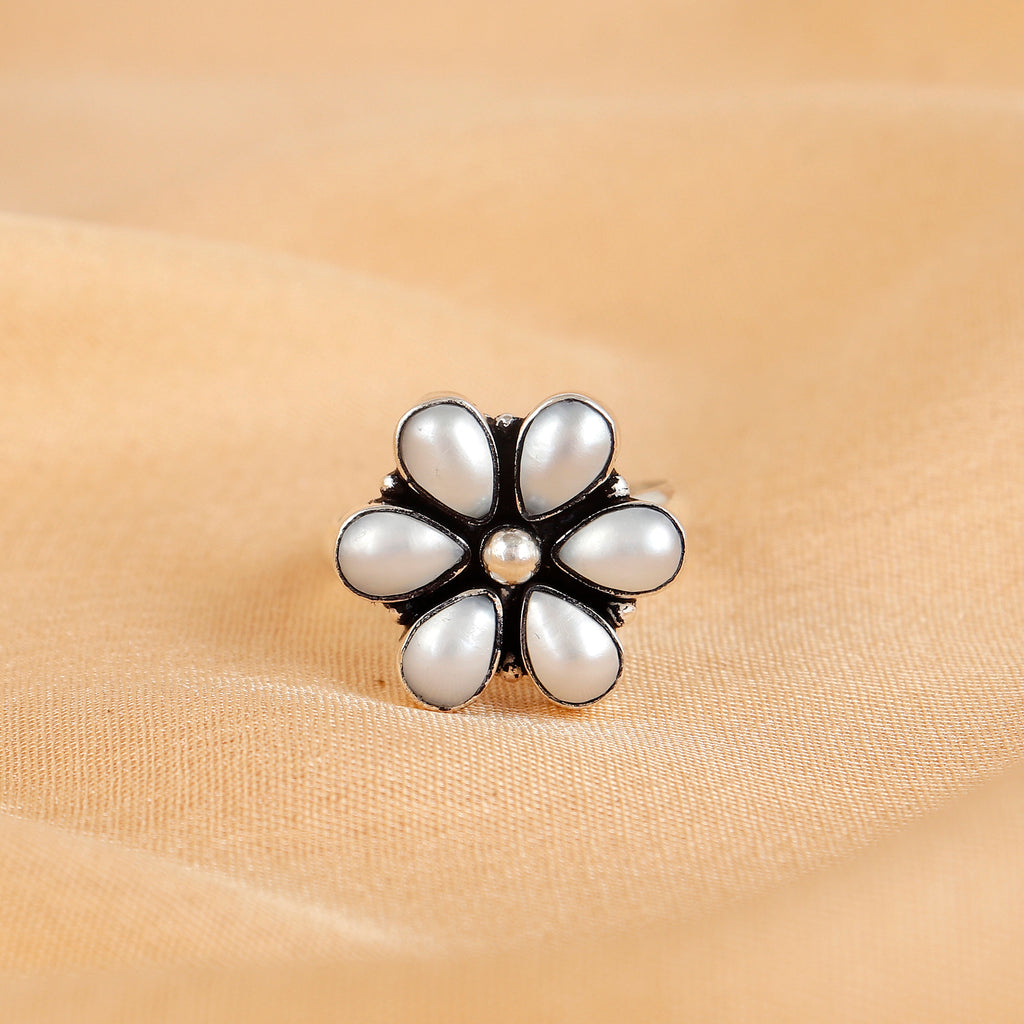 Pearl Blossom Shine Silver Ring For Women
