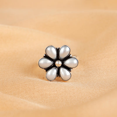 Pearl Blossom Shine Silver Ring For Women