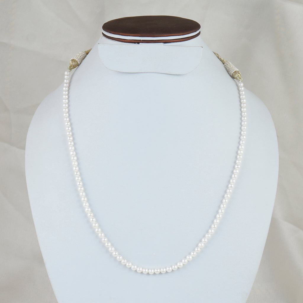 Classic Pearl Whisper Necklace