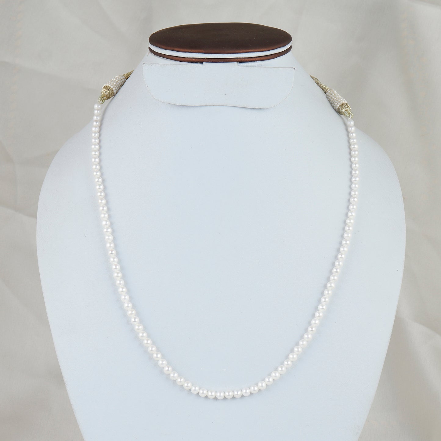 Classic Pearl Whisper Necklace