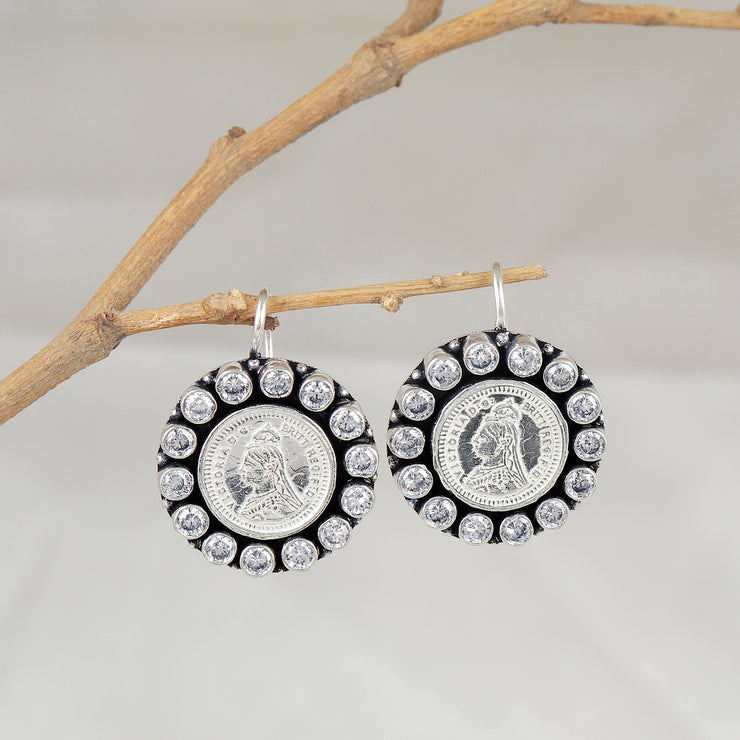 92.5 Silver Coin Queen Loop Earring