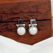 Silver Pearl Mirage Earring