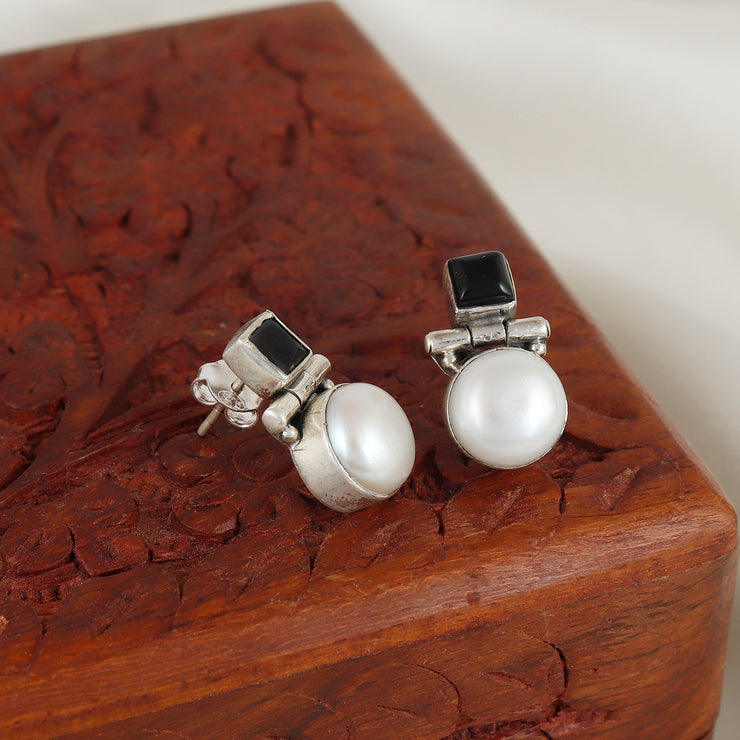 Silver Pearl Mirage Earring