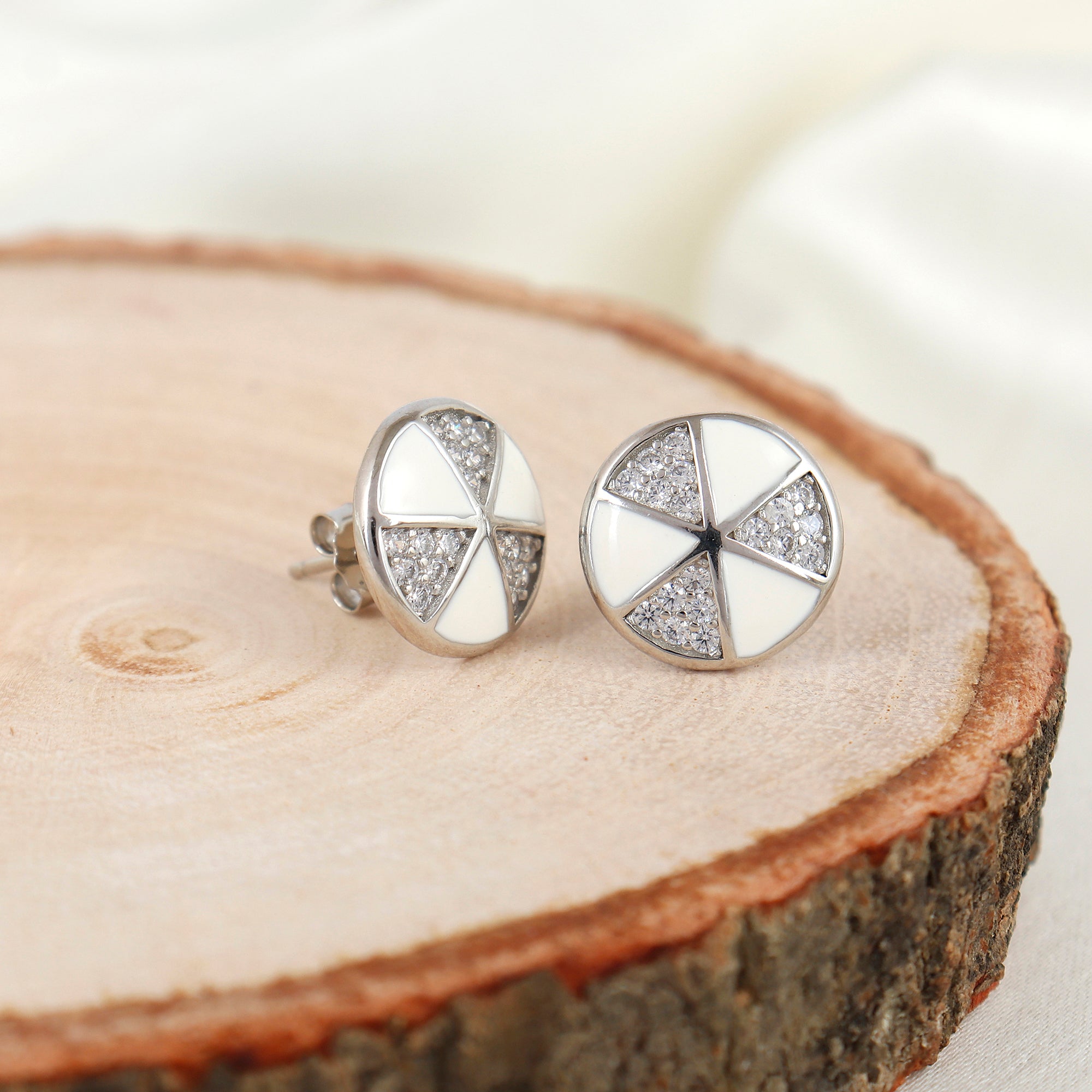 Silver Glow Everyday Sparkle Studs
