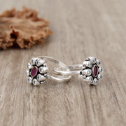 Oval Stone Flower Silver Toe Ring