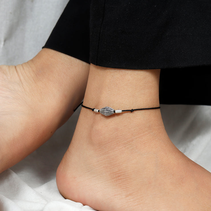 Nazariya Dholak Silver everyday anklet