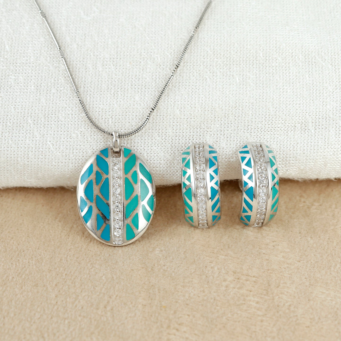 Korean Teal Leaf Oval Silver Pendant Set
